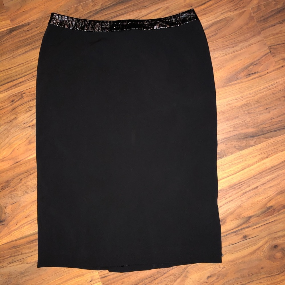 Classic Black Worthington Pencil skirt